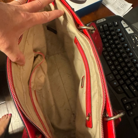 Hot pink GUESS Purse with matching wallet - Picture 3 of 6